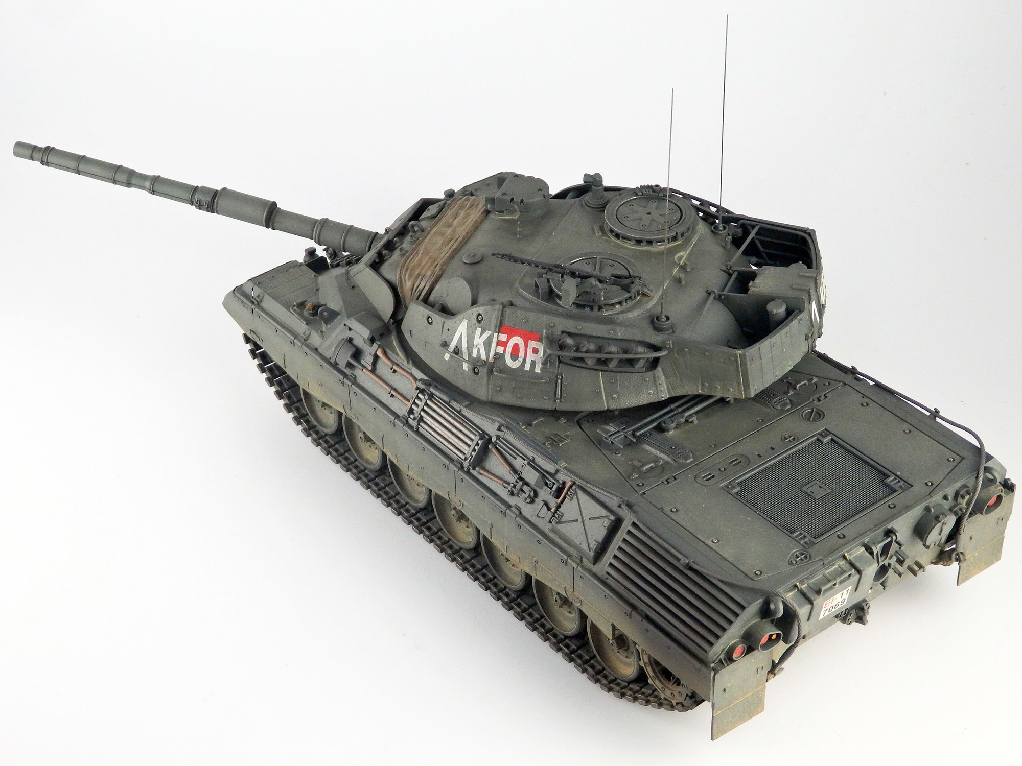 イタレリ1/35レオパルト1A5を作る - ナイトウモデルズ