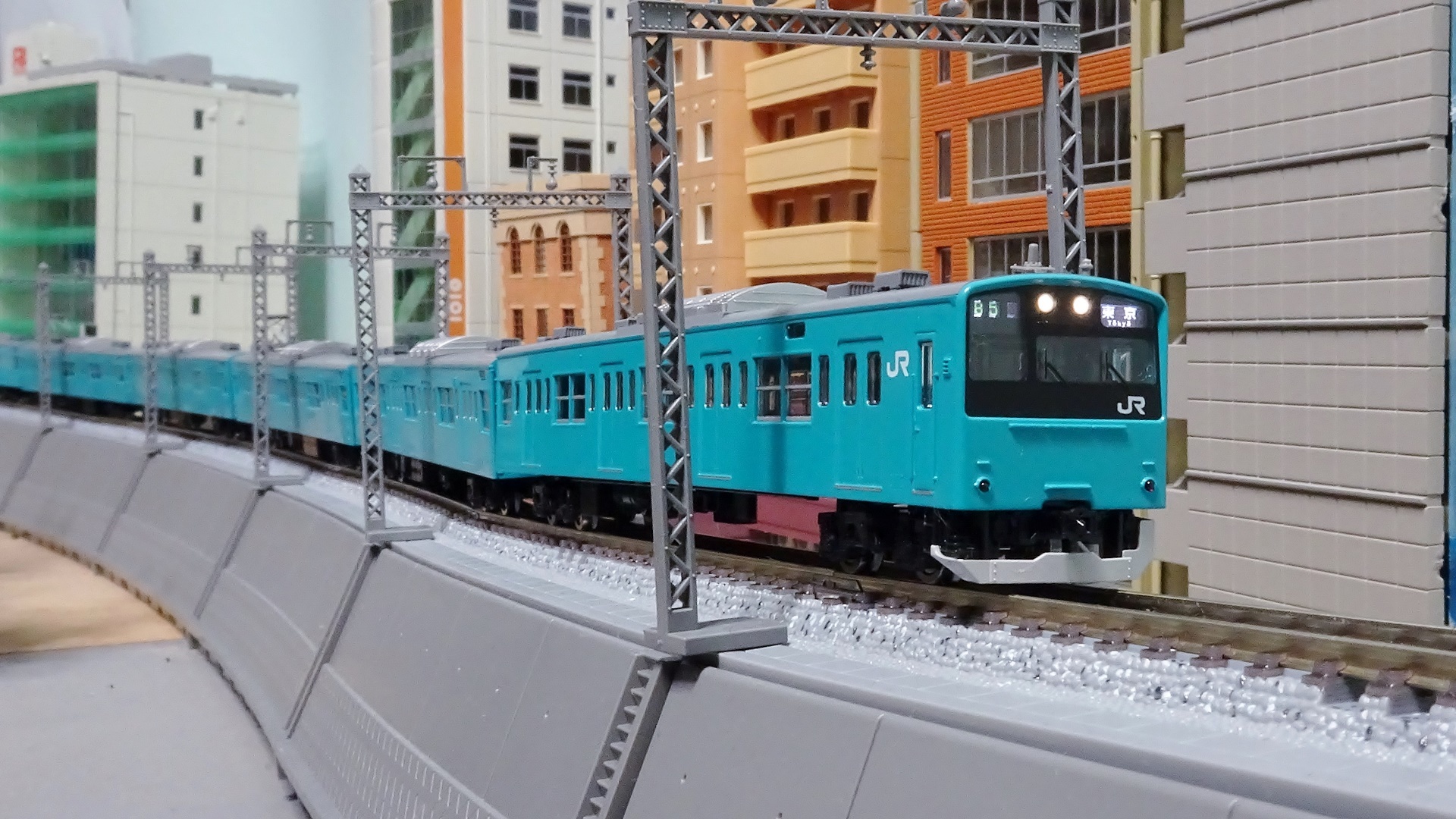 新車入線】JR 201系 京葉線 ースカイブルーの201系がTOMIXから