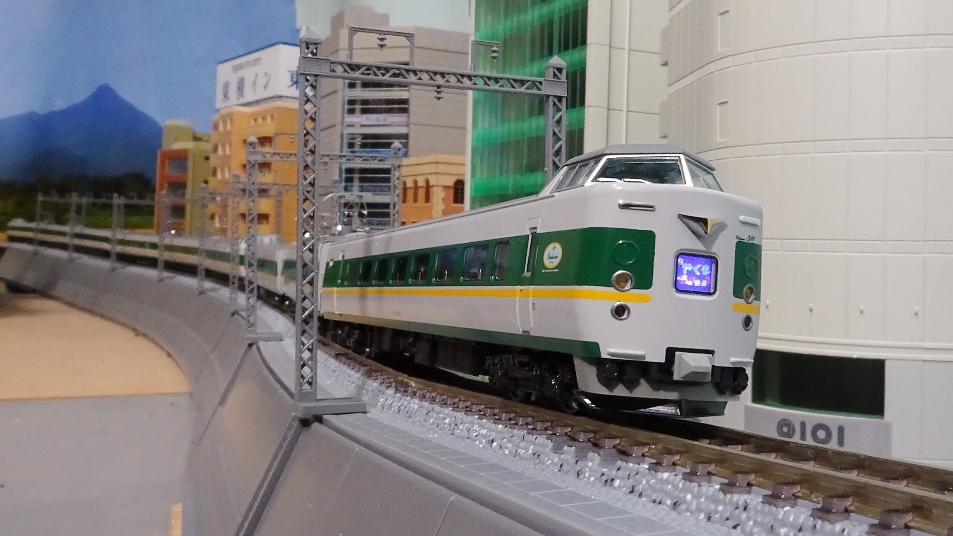 新車入線】381系 「やくも」 (リニューアル編成) - ビスタ模型鉄道