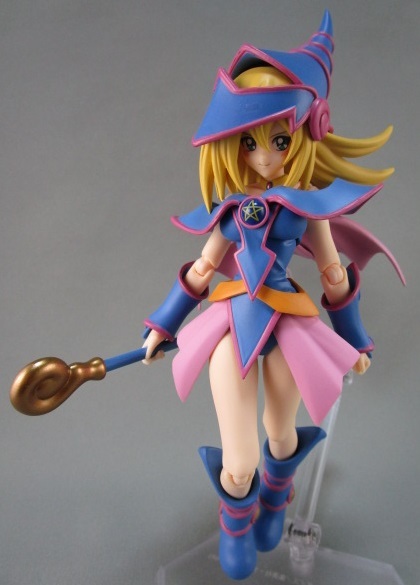 玩具レビュー figma ブラック・マジシャン・ガール ＋茶番 - 金の