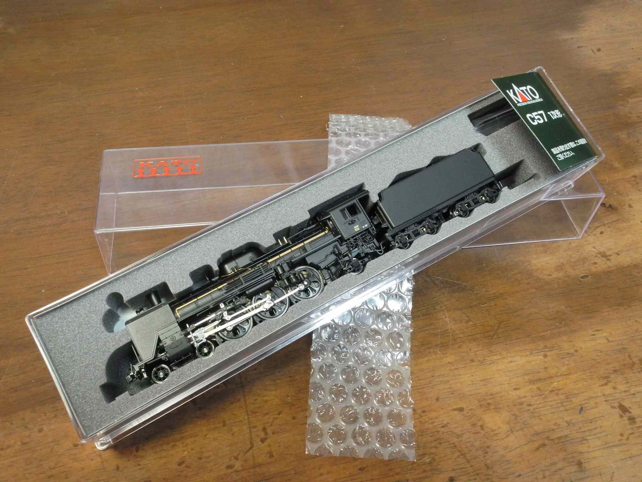 オフのデスクトップ KATO 2024 C57 1次形 買ってきた