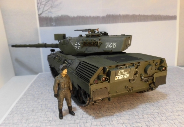 タミヤ1/35 「レオパルドA4」 | 出戻りプラモ少年～老眼と共に