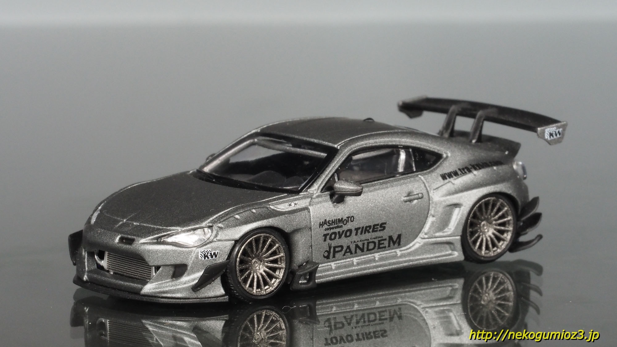 PANDEM TOYOTA 86 【イグニッションモデル 1/64 IG-1600】 東京オート