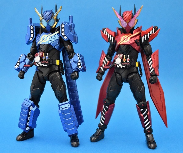 S.H.Figuarts 仮面ライダービルド タンクタンクフォーム | 魂の玩具箱