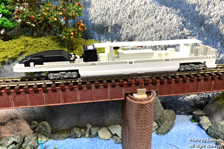 Micro AceのE926系 East iに室内灯を付けてみた - ナマケモノ写真館