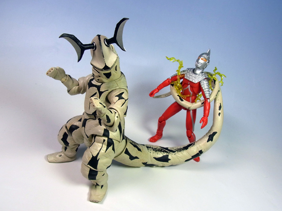 ULTRA-ACT エレキング」代行レビュー | ヒーローフィギュアをレビュー！