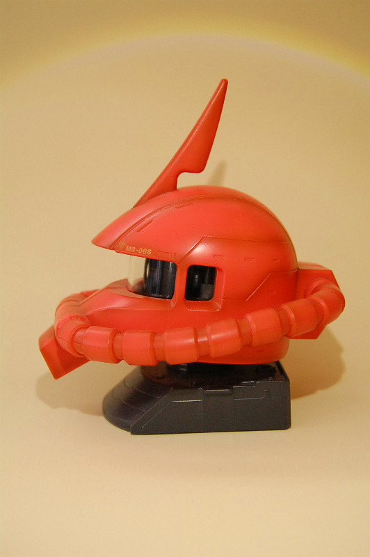 レビュー】セブン-イレブン限定 MS-06S シャア専用ザク プロジェクター