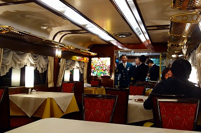 トワイライトエクスプレス・食堂車ダイナープレヤデス「フランス料理