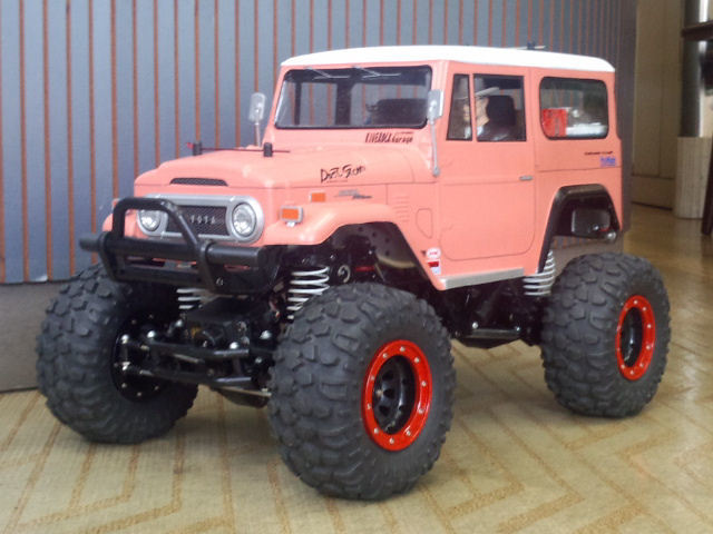 CR-01ブラシレス搭載 | Slow and steady wins the race.