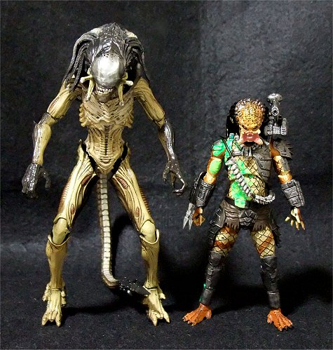 22.11.18 HIYA TOYS EXQUISITE MINI / ALIENS VS. PREDETOR REQUIEM