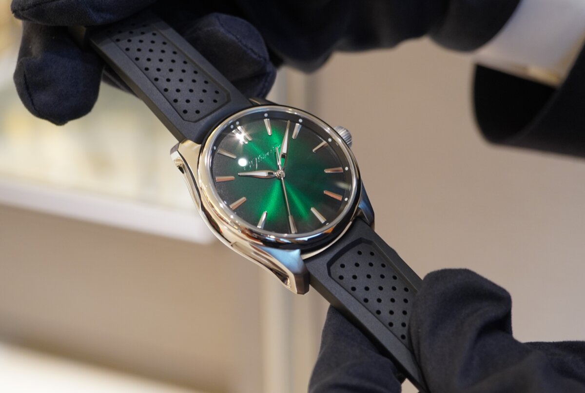 H.モーザー】実機レビュー！エレガントとスポーティを併せ持った