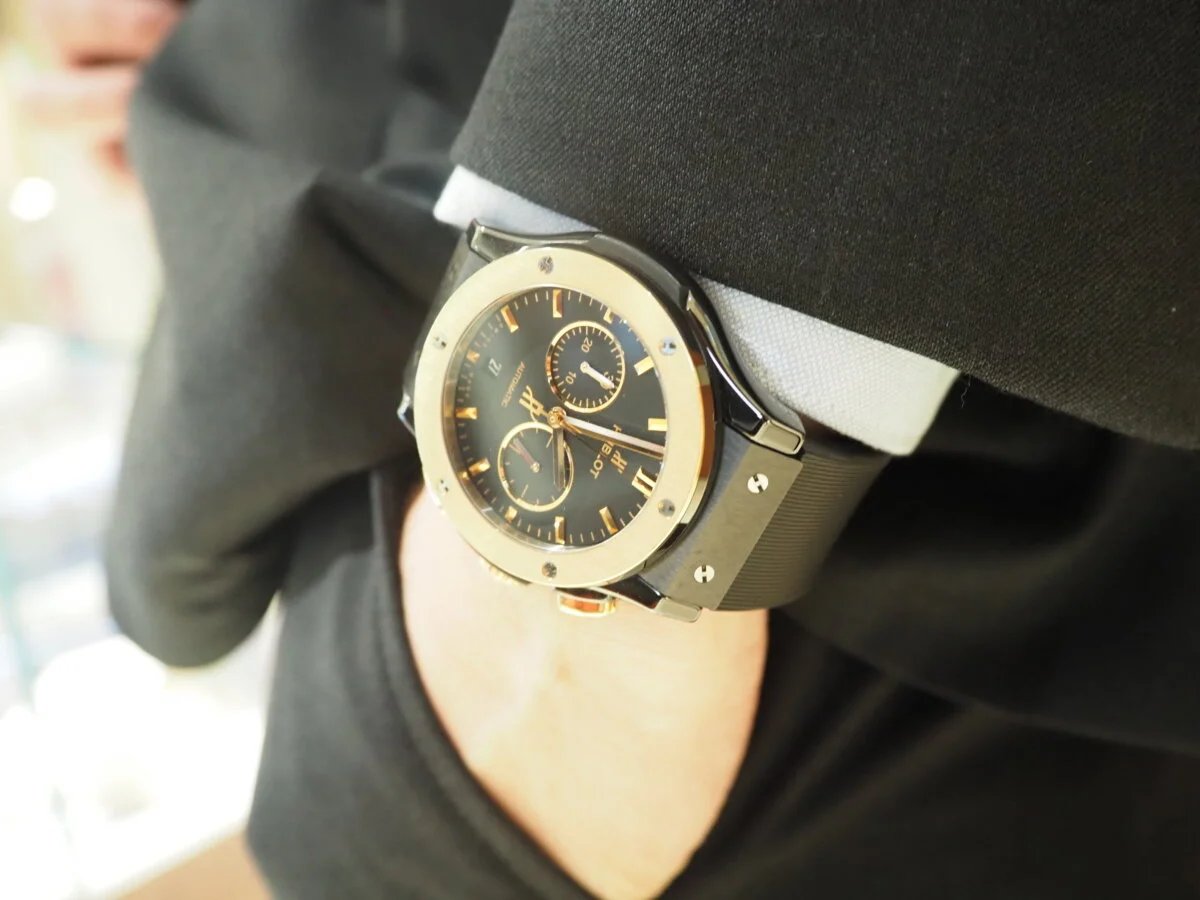 永遠不滅の定番カラー？ブラック×ゴールドの魅力とは？ウブロ