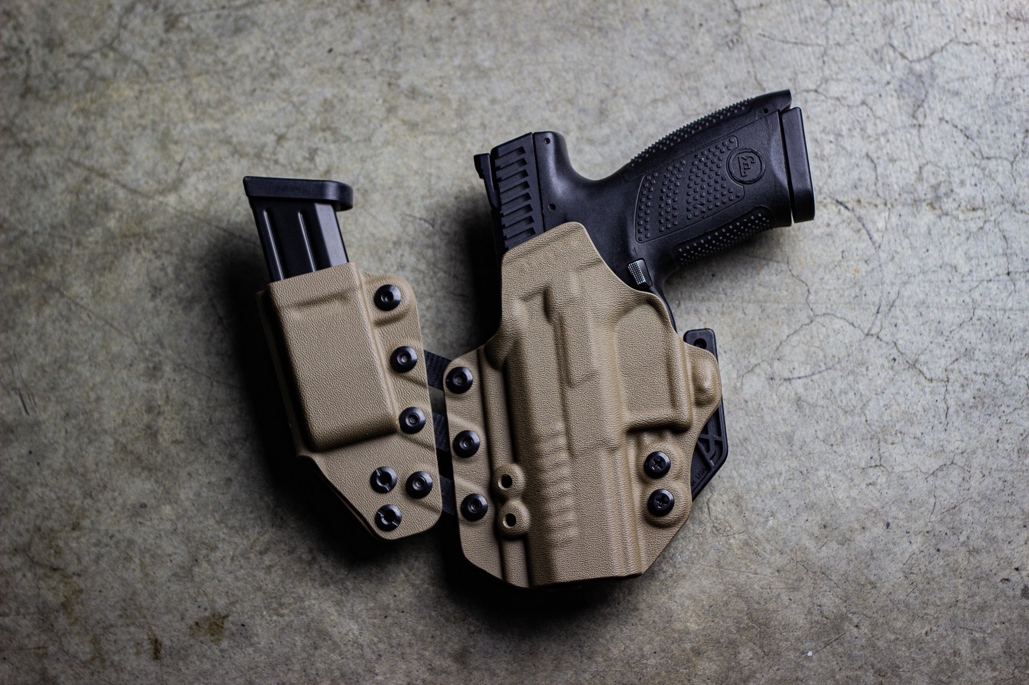 Entrada™ AIWB for Mossberg MC2sc | Black Arch Holsters
