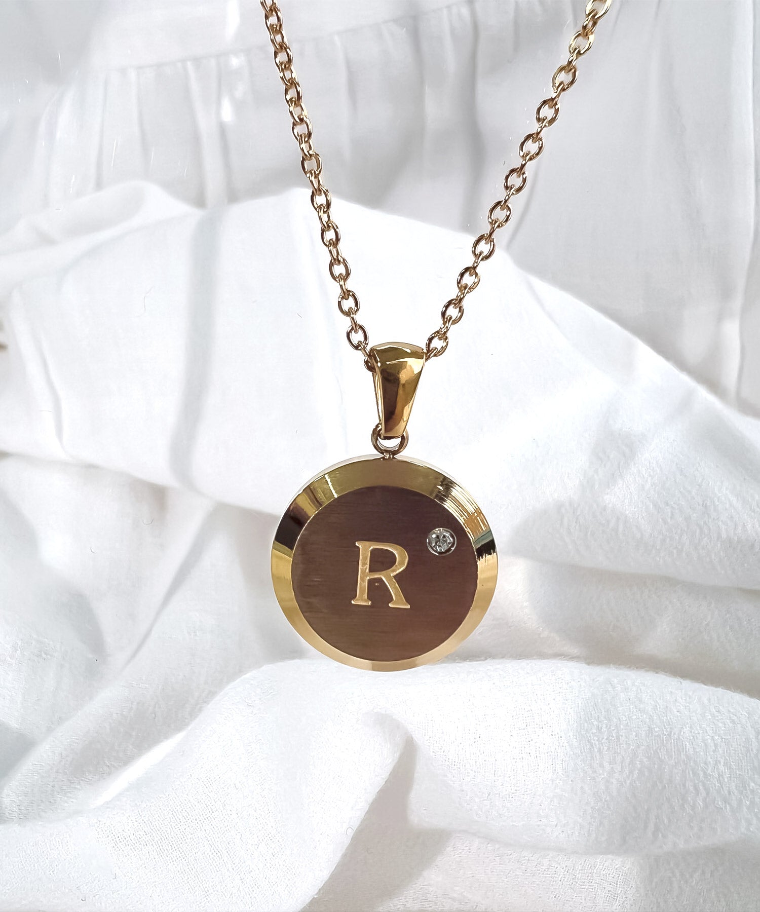 blackdia ocean CZイニシャルコインネックレス