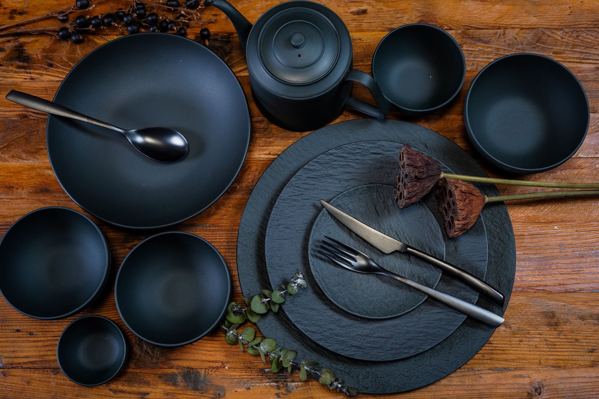 ビレロイ＆ボッホ/ROCK プレート 32㎝ 食洗機対応 – BLACK KITCHEN 8196