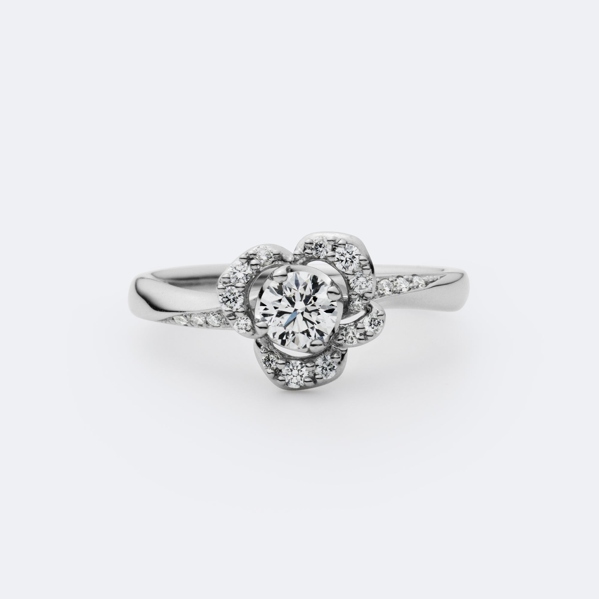 クリスティーヌ エンゲージメントリング (AE_R8227) | ヴァンドーム