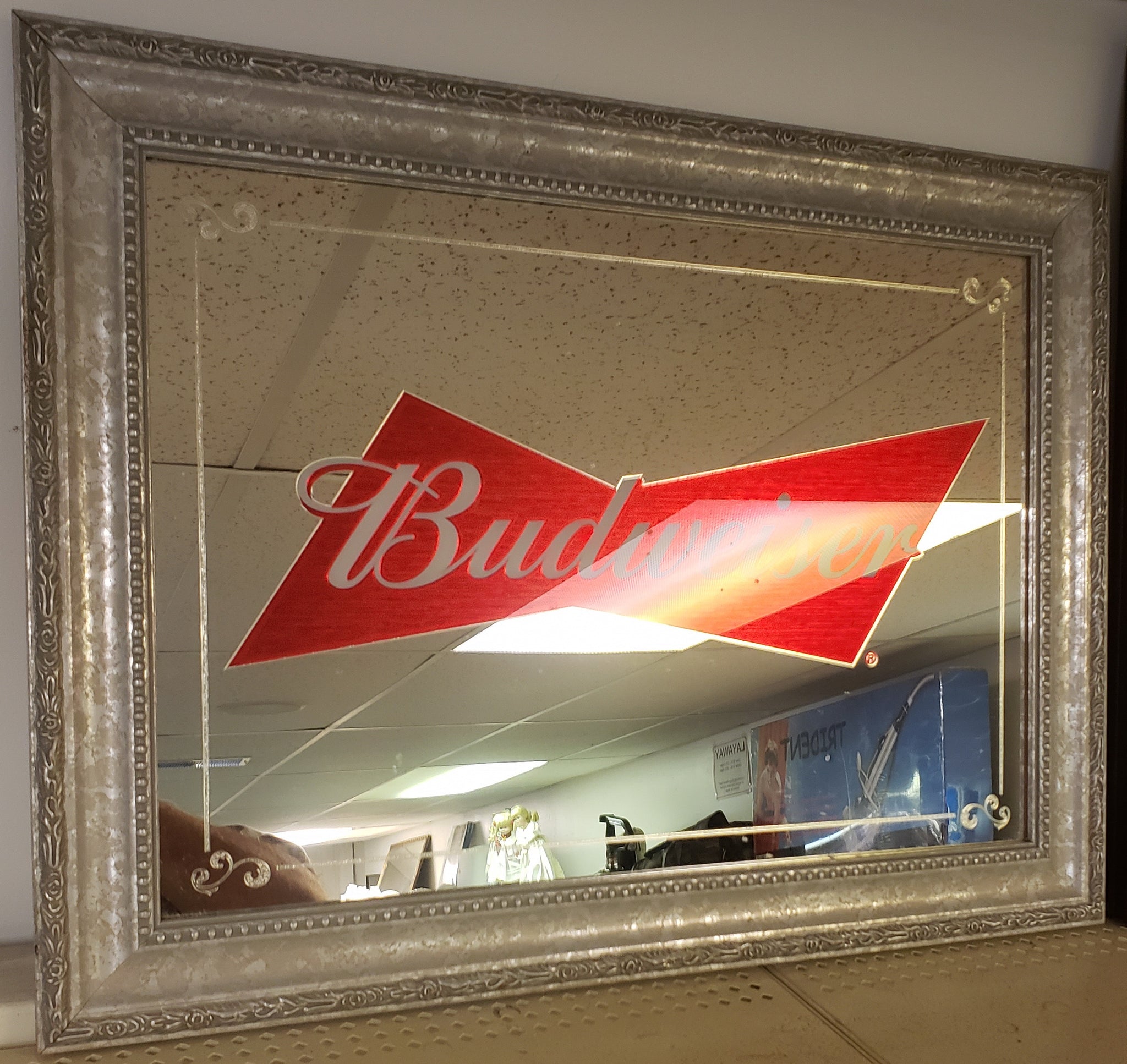 Vintage Anheuser-Busch 1088322 Iconic Refresh Budweiser Mirror