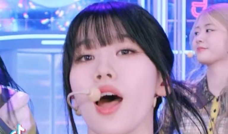 ME:I オンラインくじ C賞ブレスレット 高見文寧(AYANE) ┈ 𝐴𝑟𝑡𝑖𝑠𝑡 𝑃ℎ𝑜𝑡𝑜 ┈ #AYANE #高見文寧 #아야네 ME:I DIGITAL