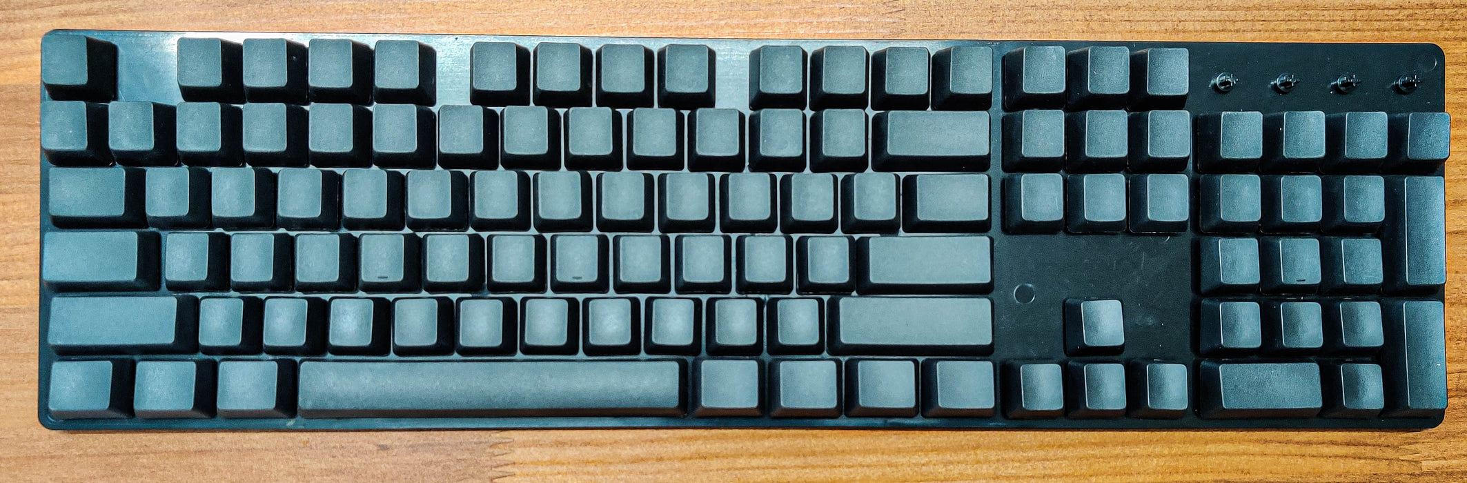 DYKTOP3 無刻印104キートップセット PBT BK/WH — ビット・トレード