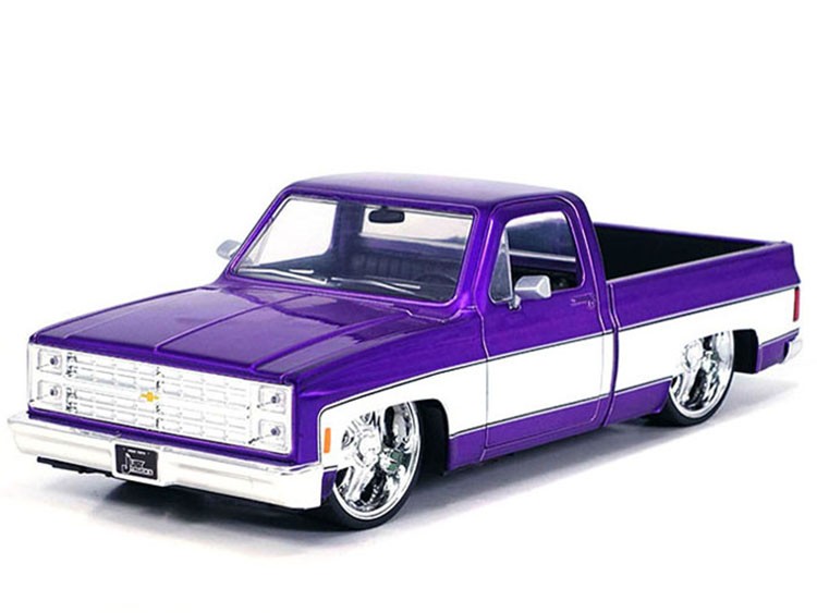 Jada 35857 Just Trucks 1985 Chevrolet C10 Pick Up Truck 1:24 with