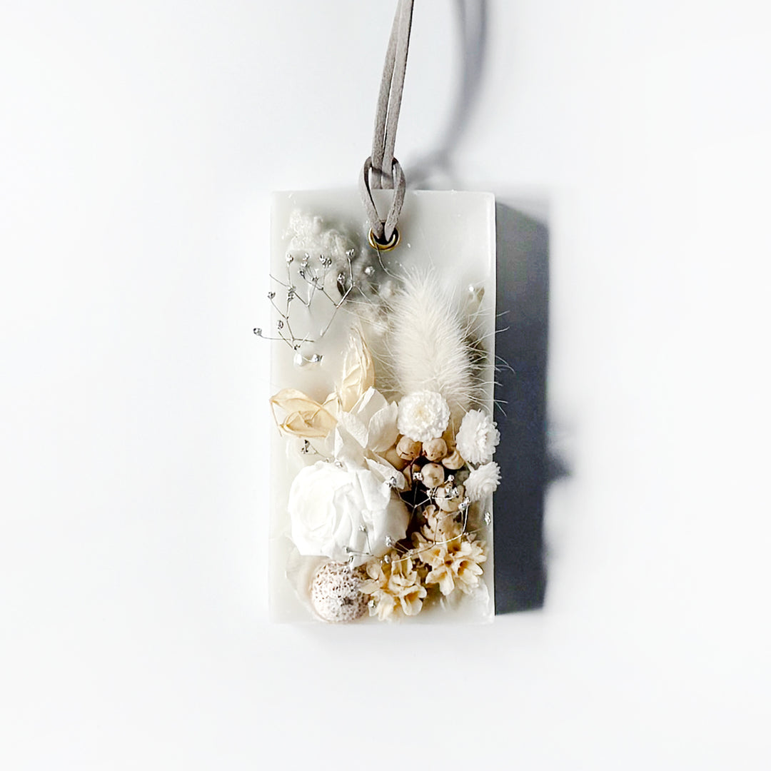 710candle アロマサシェ 北海道の花々香るブーケのようなサシェ – By