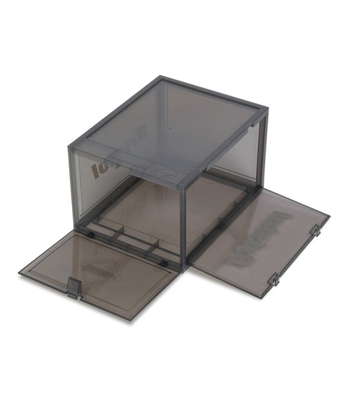 F.C.Real Bristol（エフシーレアルブリストル）の「F.C.R.B. TOWER BOX