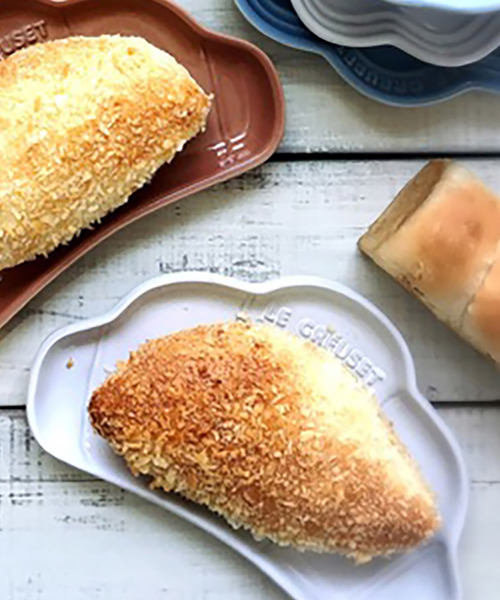 Le Creuset（ルクルーゼ）の「クロワッサン・プレート（食器）」 - WEAR