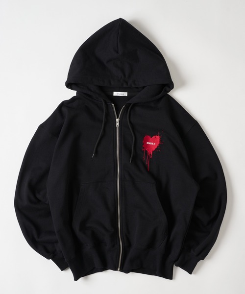 ONCILY（オンシェリー）の「HEART LOGO FULL-ZIP HOODIE / ハートロゴ