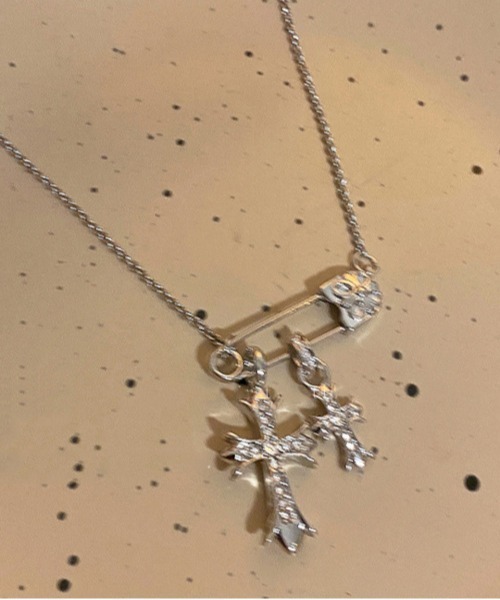 ダブルクロス安全ピンモチーフネックレス（MA）（ネックレス）｜NO WAY