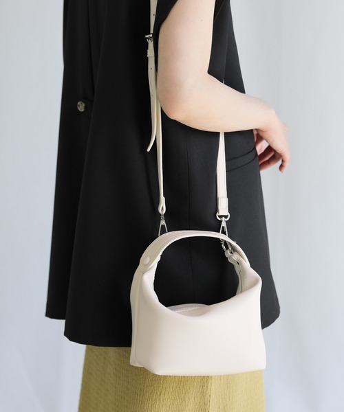 select MOCA（セレクトモカ）の「ワンハンドルミニバッグ