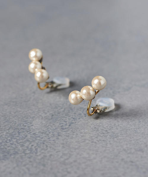 petite robe noire（プティローブノアー）の「＜petite robe noire