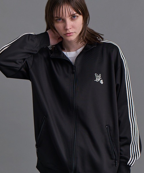 WEB限定' ビッグシルエット ワンポイント刺繍 袖ラインジャージ