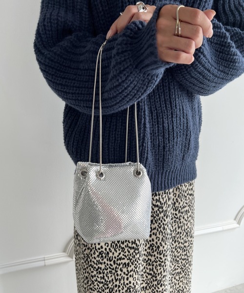 セール】glitter metallic shoulder Bag／グリッターメタリック巾着