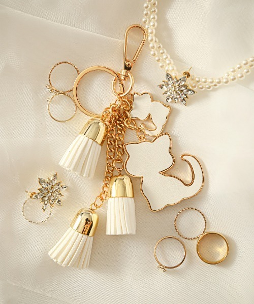 タッセル付きPUレザープレートチャーム猫モチーフ（チャーム