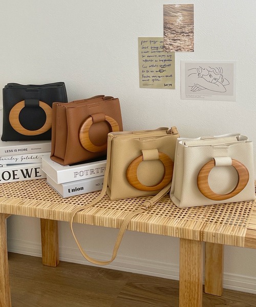 etade（エタード）の「ウッドハンドル 2wayバッグ etda7（ショルダー