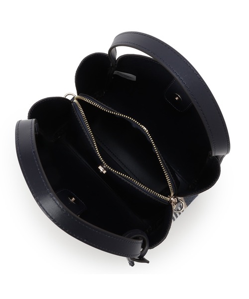 NICOLETTE Small Girlfriend Satchel サッチェル | GUESS(ゲス) JAPAN