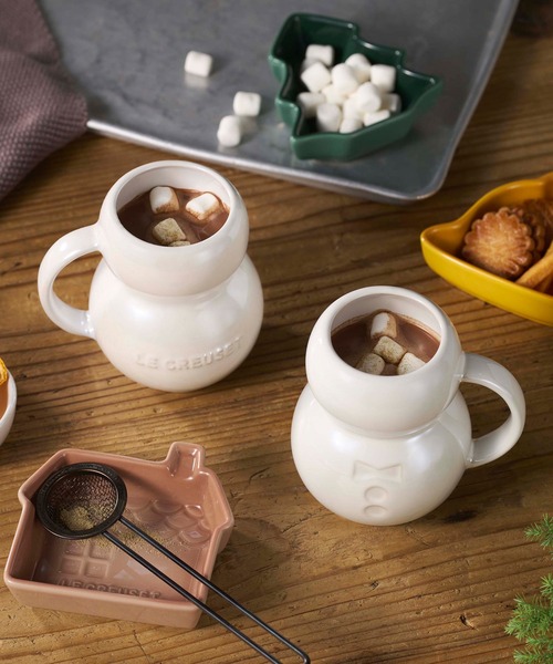 Le Creuset（ルクルーゼ）の「スノーマン・マグ ホワイトラスター