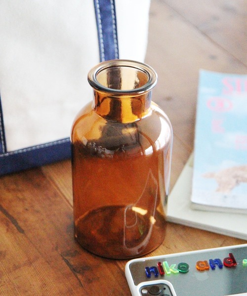 オリジナルガラスベースアンバー/高さ20cm（フラワーベース）｜niko