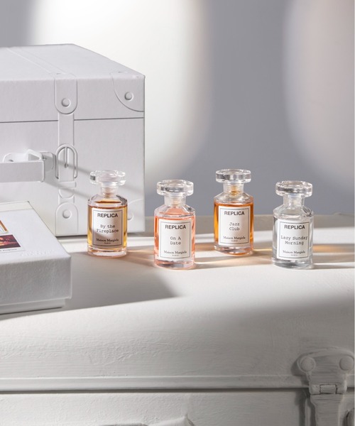 数量限定】レプリカ 人気の香り4本 ミニチュアセット（香水）｜Maison