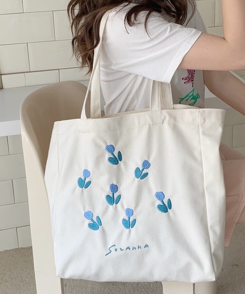 EPICKS（エピックス）の「フラワー刺繍A4トートバッグ（トートバッグ