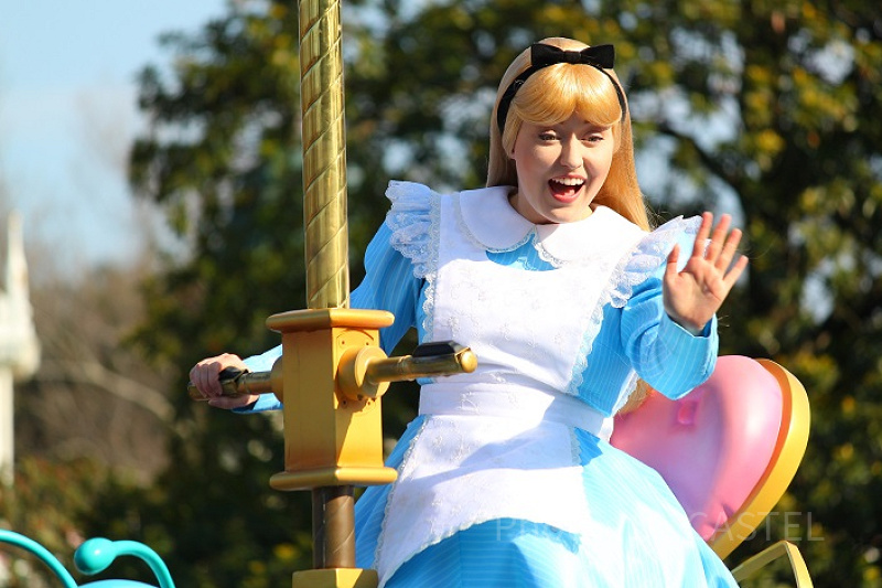 2026】不思議の国のアリスグッズ全9種まとめ！ヤングオイスター