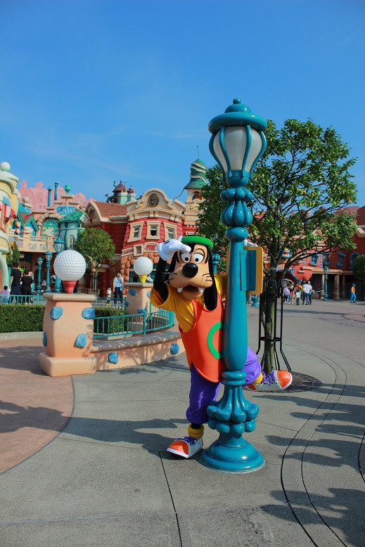 ディズニー犬キャラクター「グーフィー」マックスの父！誕生日や