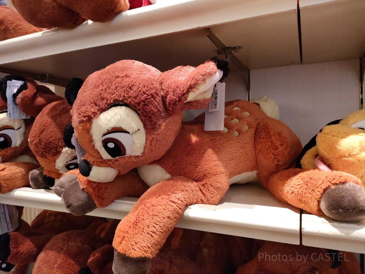 バンビの抱き枕| キャステル | CASTEL ディズニー情報