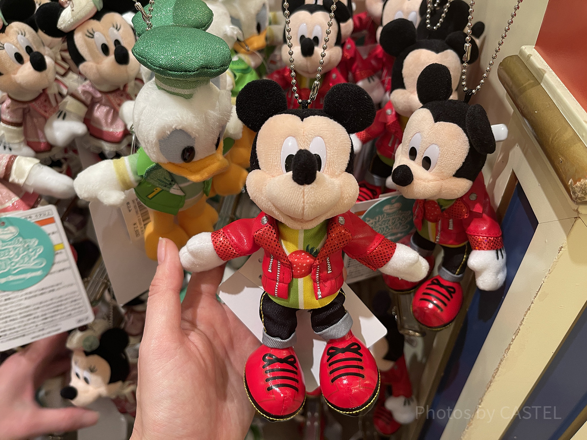 ミッキーぬいぐるみバッジ(パルパルーザ第3弾グッズ)| キャステル