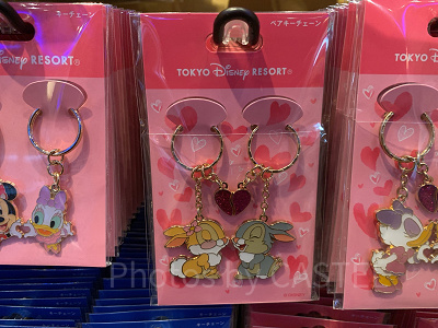 ディズニーランド＆シーのペアグッズ21選！カップルにおすすめのお揃い