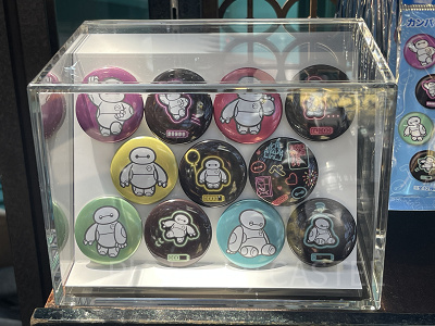 2026】ディズニー缶バッチ23選！種類＆値段まとめ！ディズニーストアで