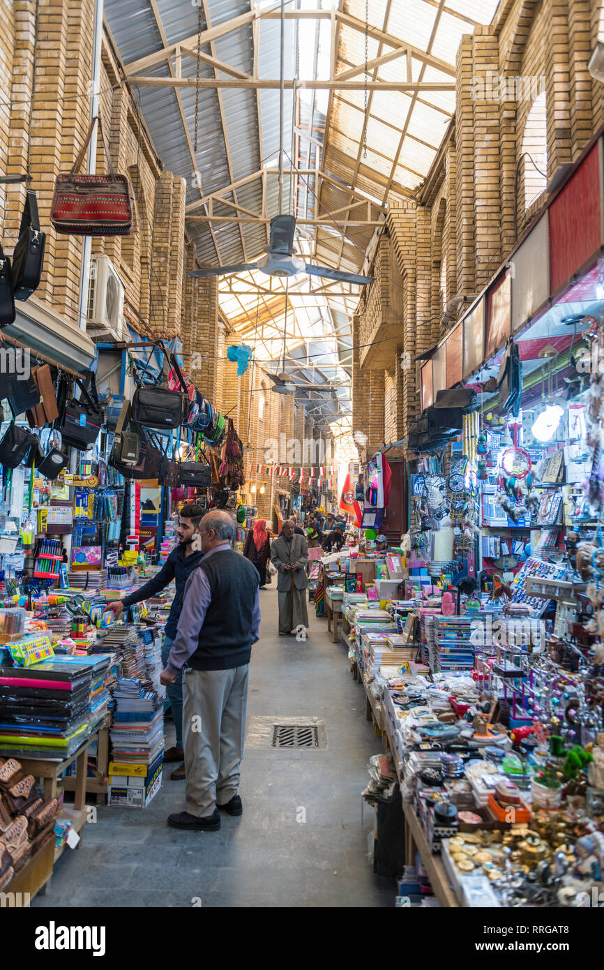 Baghdad bazaar hi-res stock photography and images - Alamy