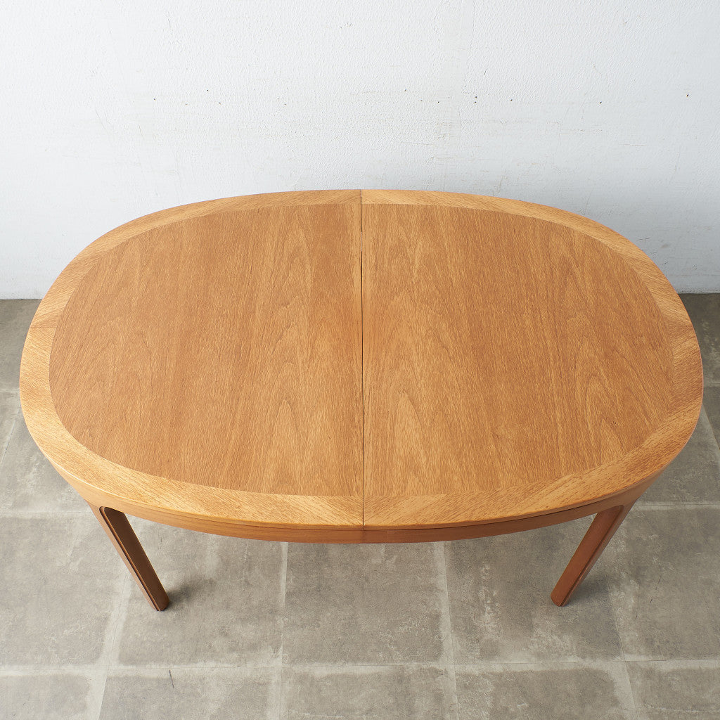 ネイサン Nathan エクステンション オーバル ダイニングテーブル