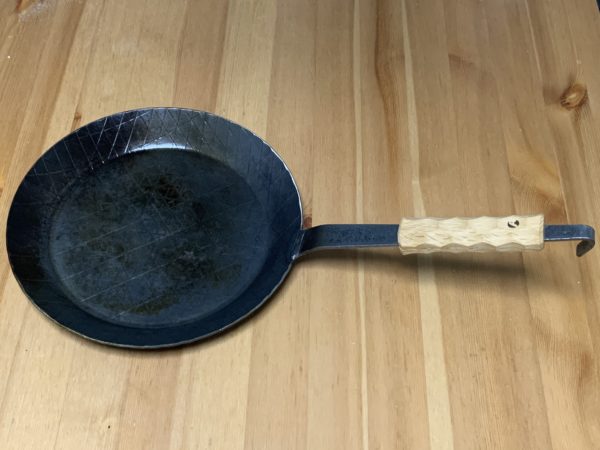 アシモクラフツ「asigrip_tk」をタークのフライパンに装着してみた