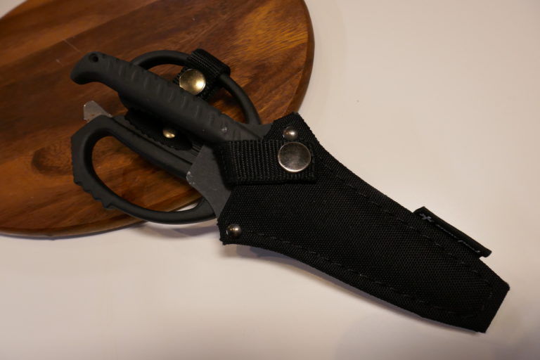 もはやキャンプの必需品『SnowPeakキッチンシザーズセット』。おすすめ